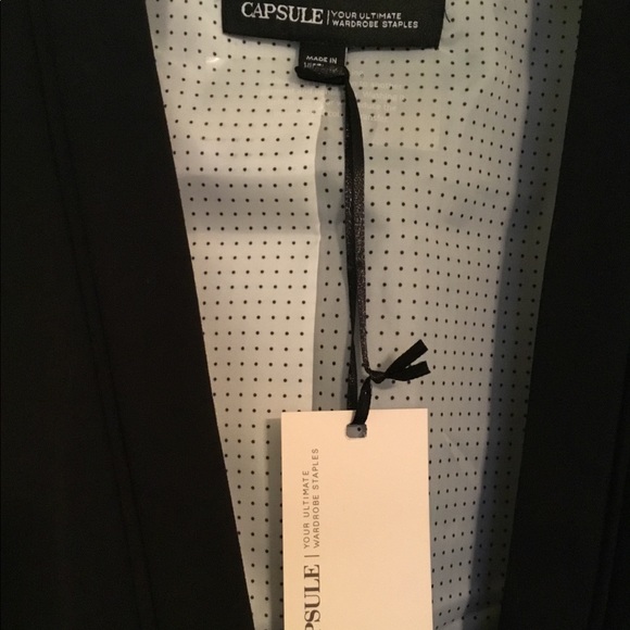 Black blazer - Picture 5 of 8